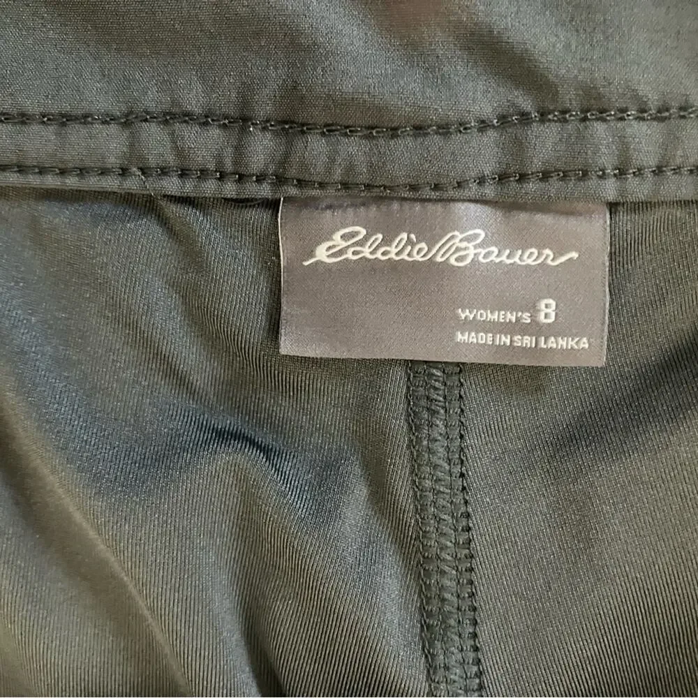 Eddie Bauer Taupe Green Tone Women's Skirt with built in shorts Size 8